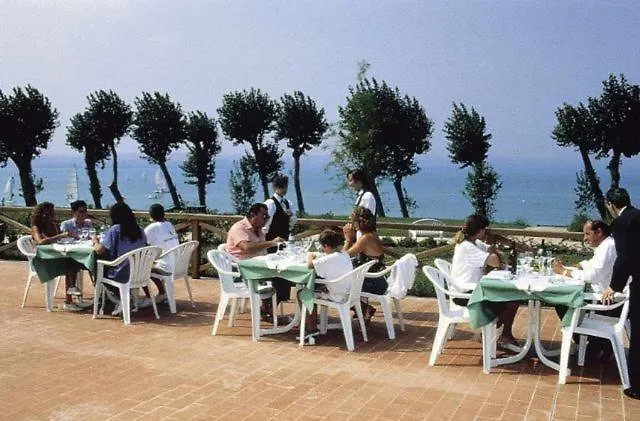 Bungalow Comfort Hotel Sirmione
