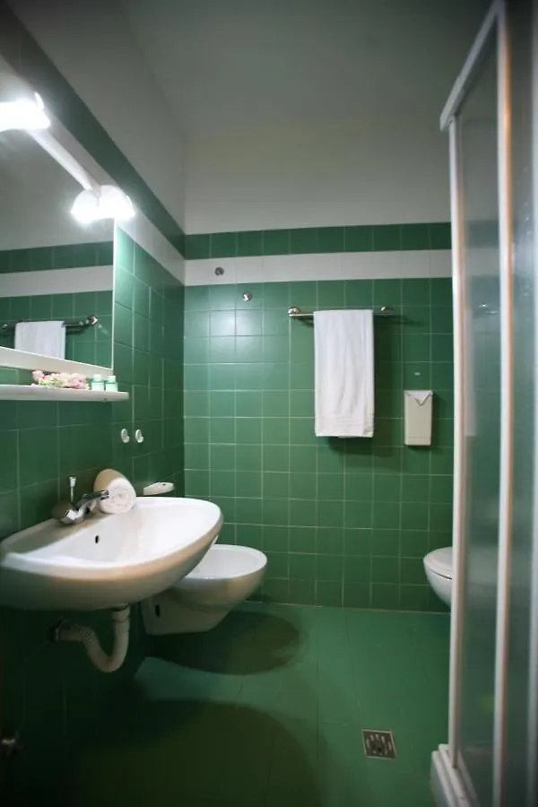 Bungalow Comfort Hotel Sirmione 0*,  Italy